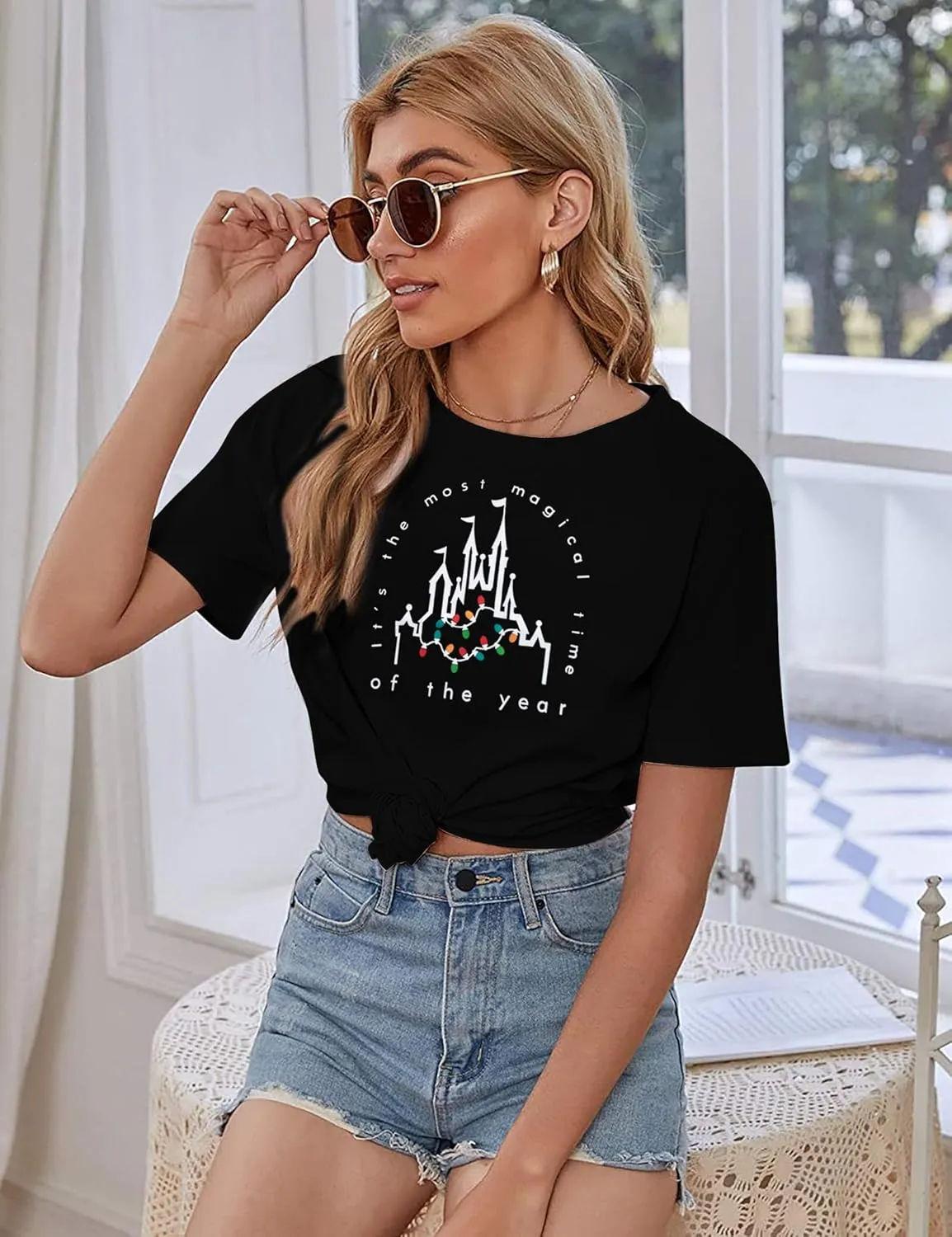 Merry Christmas Shirt Women Magical Christmas T-Shirt Christmas Lights tee Family Holiday Vacation Tops