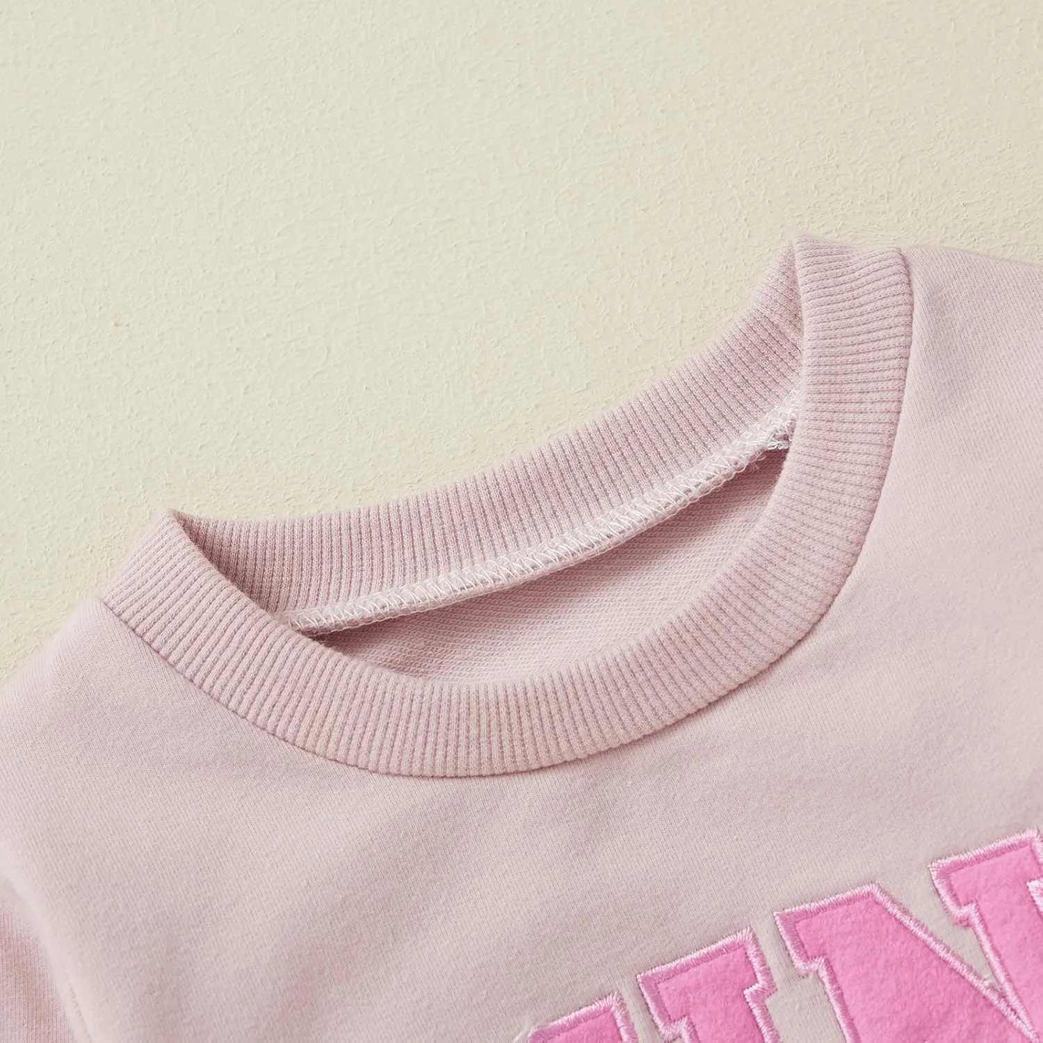 Mommy and Me Letter Print Matching Family Outfits Long Sleeve Crewneck Casual Sweatshirt T-Shirt